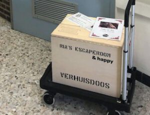 Ria's escaperoom in een verhuisdoos